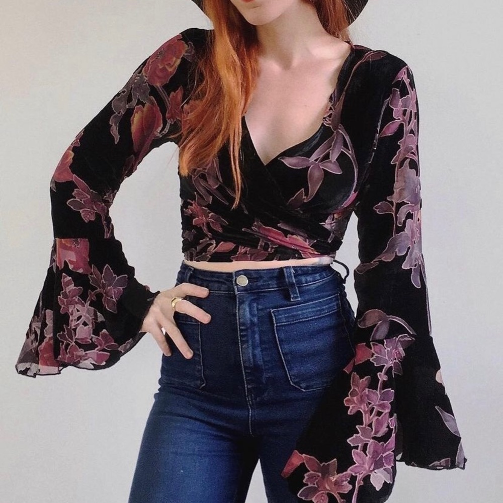 Black Velvet  Floral Vintage Crop